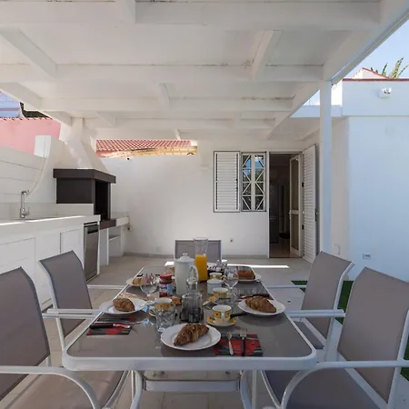 Modern In Maspalomas شاليه